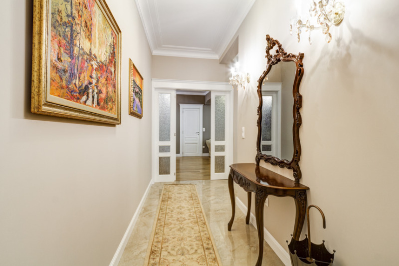 Под наем 3-СТАЕН, град София, Център • 2100 € • 57701130 — Holmes.bg
