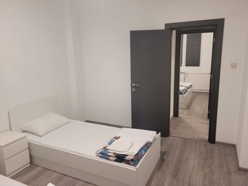 Дава под наем 3-СТАЕН, гр. София, Център, снимка 9 - Апартаменти - 53004322