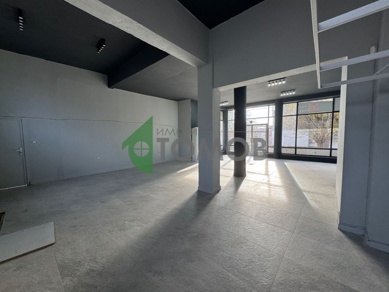 Дава под наем ОФИС, гр. Шумен, Математическа гимназия, снимка 6 - Офиси - 52546407