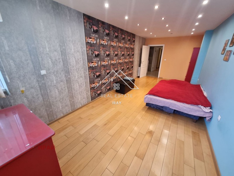 Дава под наем  Многостаен град Стара Загора , Център , 130 кв.м | 34507135