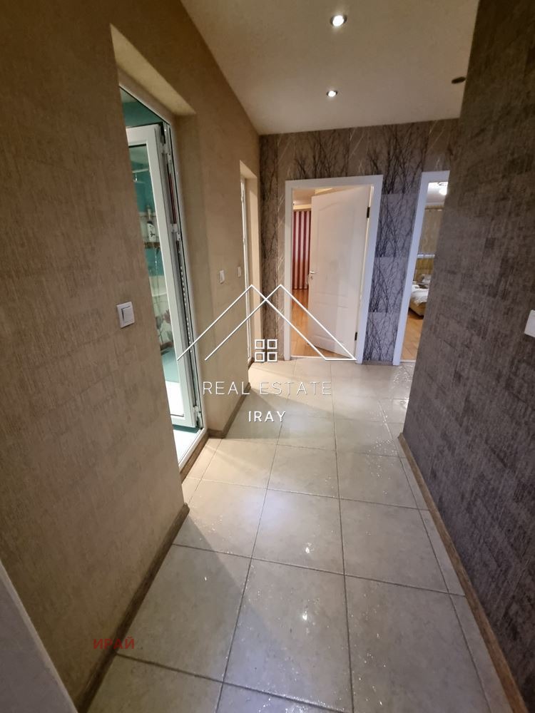 Дава под наем  Многостаен град Стара Загора , Център , 130 кв.м | 34507135 - изображение [12]
