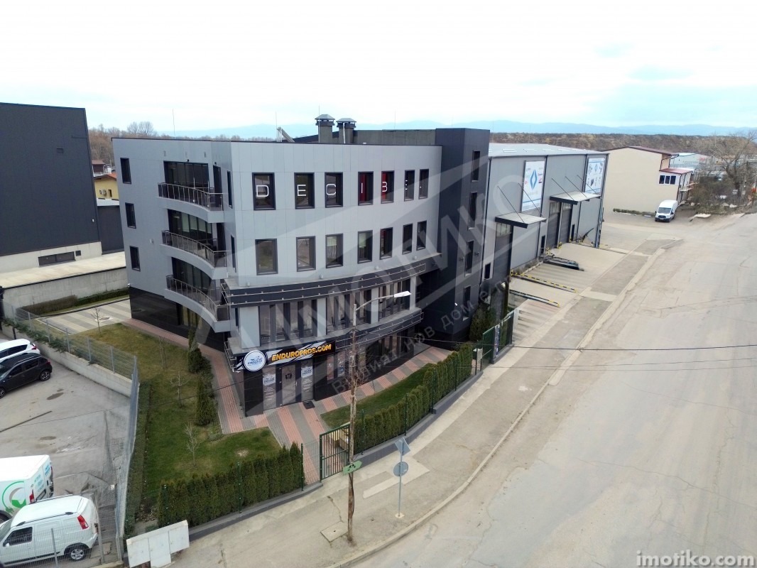 Дава под наем СКЛАД, гр. София, Враждебна, снимка 2 - Складове - 54603091