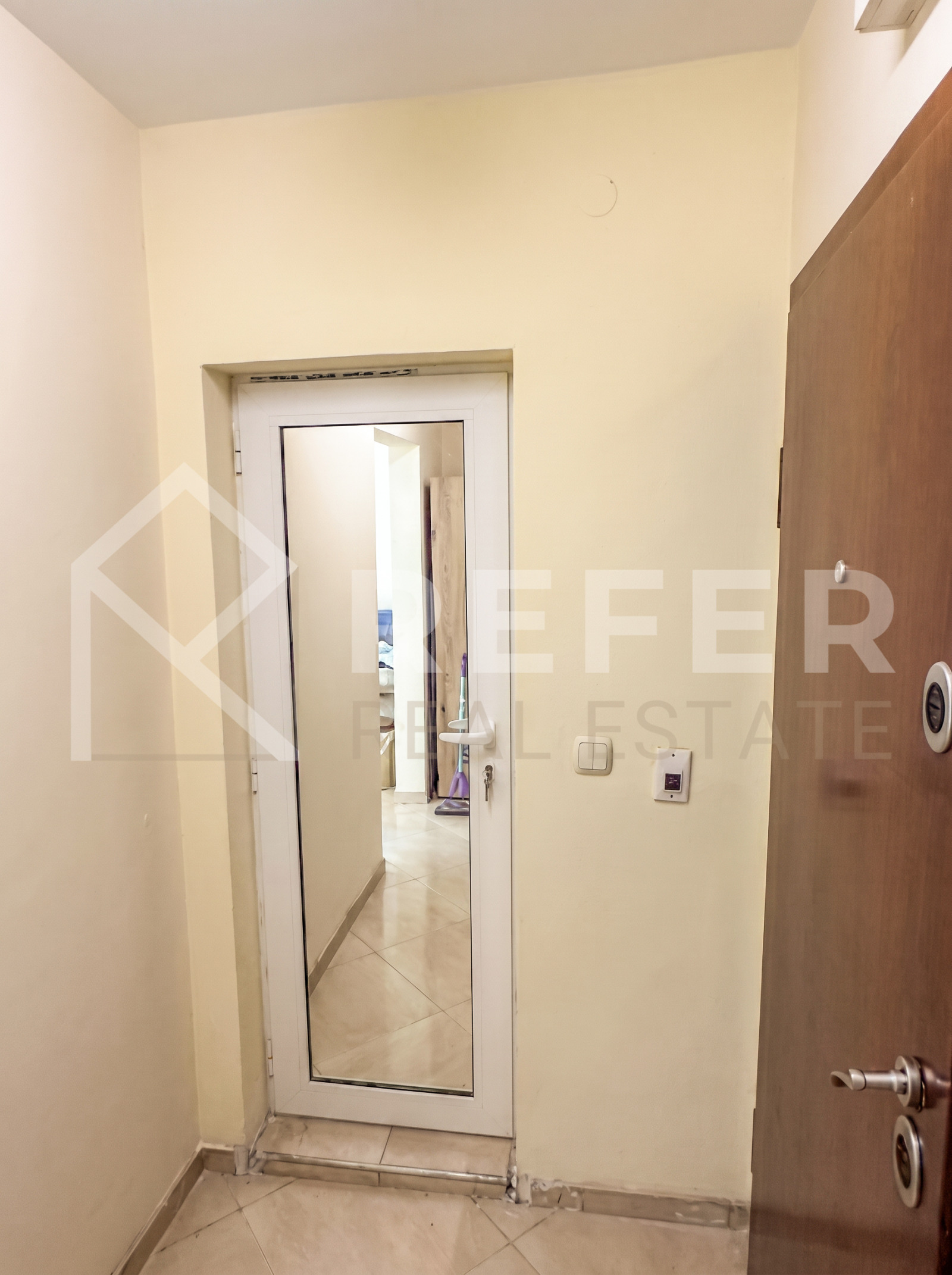 Дава под наем 1-СТАЕН, гр. София, Лозенец, снимка 5 - Апартаменти - 55174030