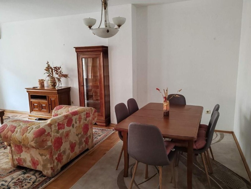Til leie  1 soverom Sofia , Strelbishte , 75 kvm | 82888343 - bilde [2]