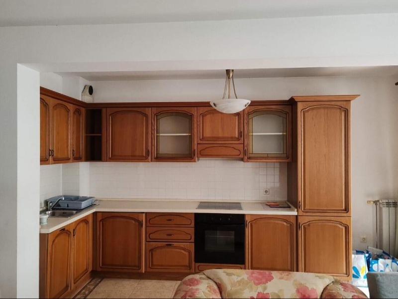 Til leie  1 soverom Sofia , Strelbishte , 75 kvm | 82888343