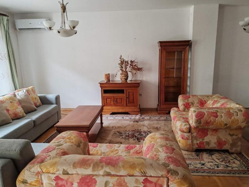 Til leie  1 soverom Sofia , Strelbishte , 75 kvm | 82888343 - bilde [3]