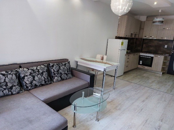Kiadó  2 hálószobás Plovdiv , Juzsen , 97 négyzetméter | 26720837