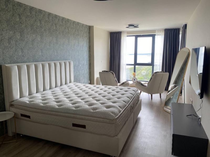 För uthyrning  Hus Burgas , Sarafovo , 250 kvm | 77449656 - bild [7]