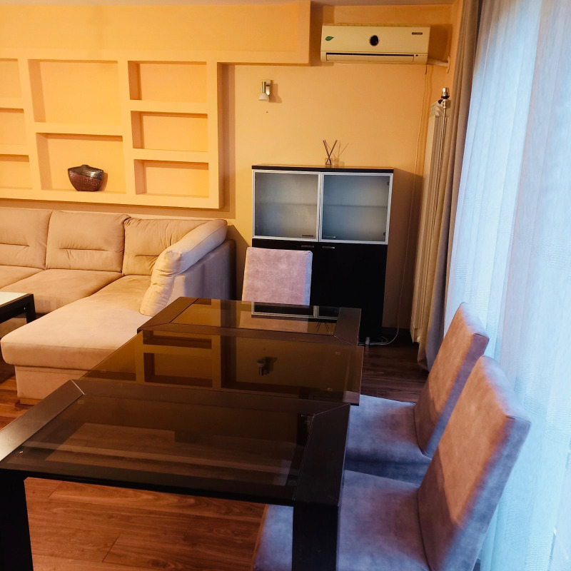 Da affittare  2 camere da letto Sofia , Vitosha , 140 mq | 55916133 - Immagine [3]