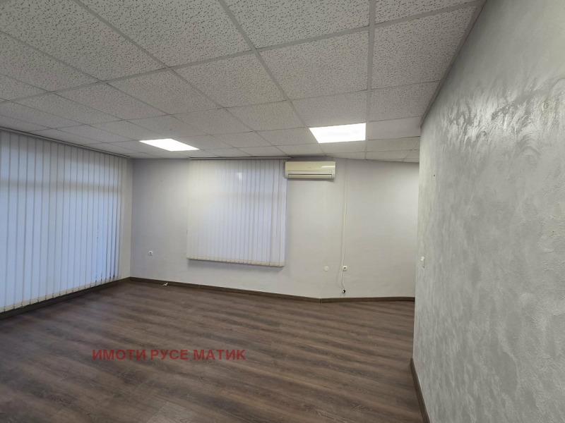 Дава под наем ОФИС, гр. Русе, Център