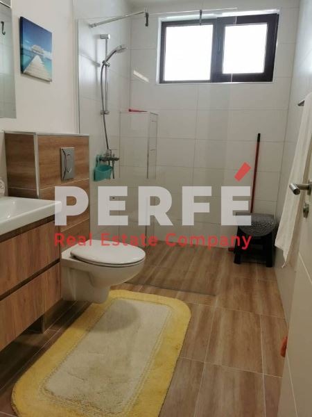 Para alugar  Casa Burgas , Sarafovo , 200 m² | 42521150 - imagem [8]