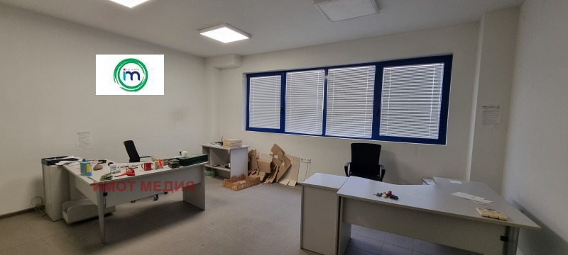 Дава под наем ПРОМ. ПОМЕЩЕНИЕ, с. Труд, област Пловдив, снимка 8 - Производствени сгради - 53086175