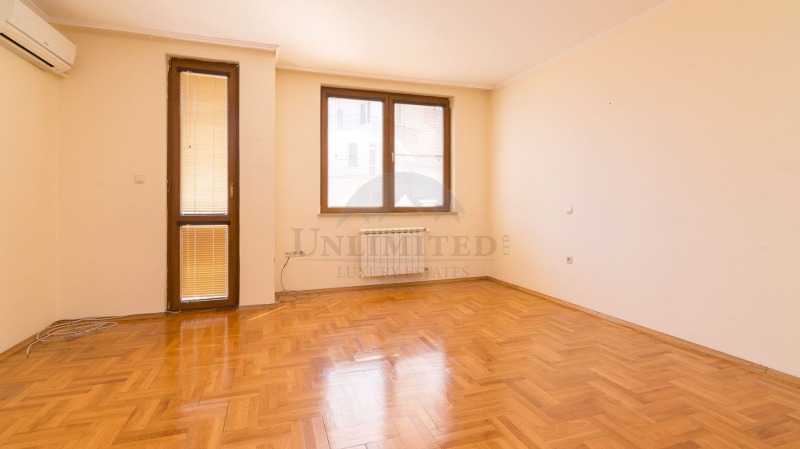 В оренду  3+ кімнати София , Изток , 300 кв.м | 50329824 - зображення [6]