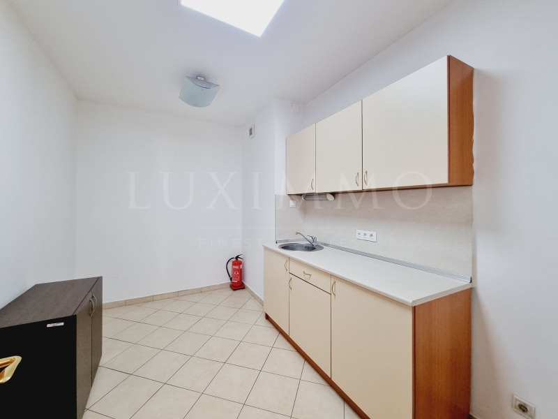 Vuokrattavana  Toimisto Sofia , Tsentar , 208 neliömetriä | 96052852 - kuva [12]