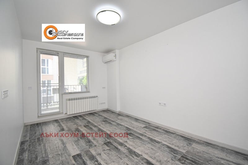 Издаје се  Канцеларија Софија , Младост 4 , 116 м2 | 89965953 - слика [8]
