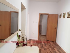 2 bedroom Iztok, Pernik 5