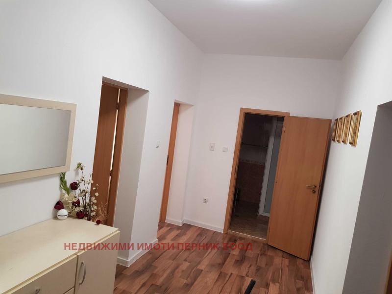 Te huur  2 slaapkamers Pernik , Iztok , 100 m² | 95174198 - afbeelding [9]