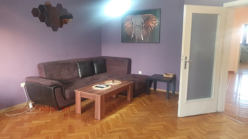 For Rent  2 bedroom Sofia , Zona B-18 , 130 sq.m | 32042448