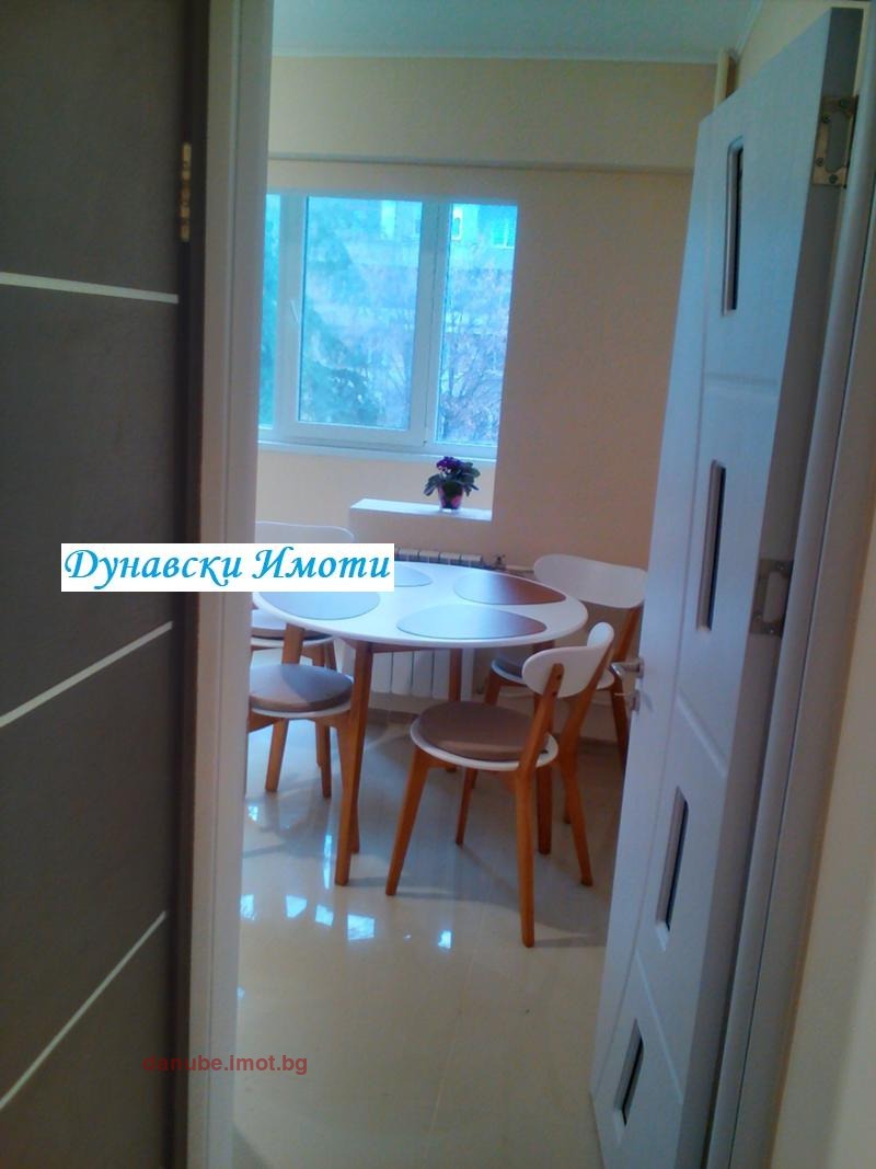 Дава под наем 3-СТАЕН, гр. Русе, Възраждане, снимка 3 - Апартаменти - 53023349