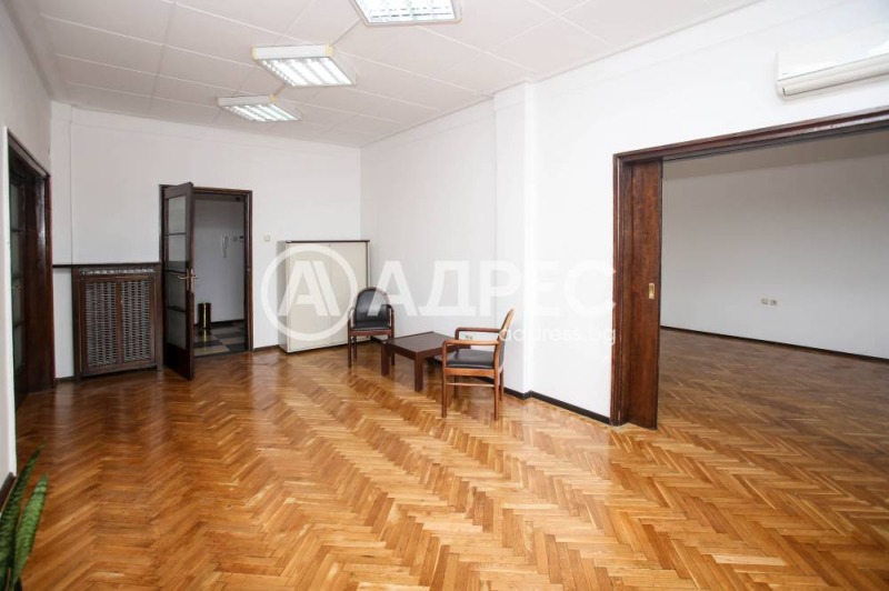 Vuokrattavana  Toimisto Sofia , Doktorski pametnik , 120 neliömetriä | 66510986 - kuva [2]