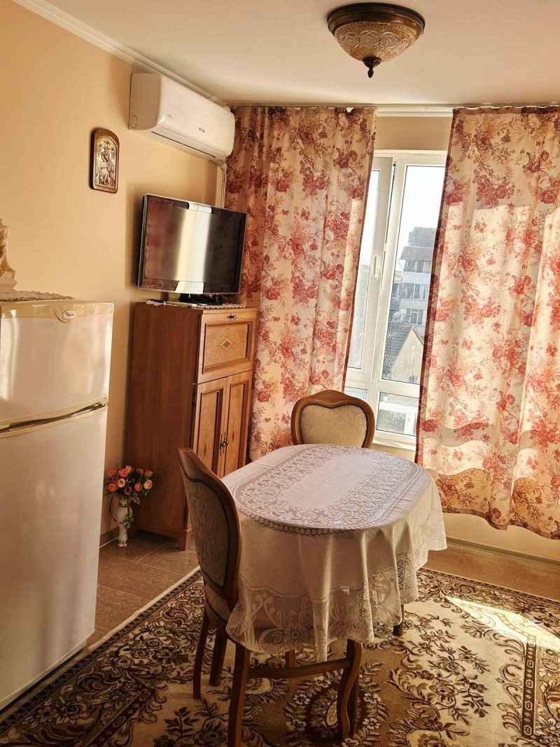 Дава под наем 2-СТАЕН, гр. Варна, Колхозен пазар, снимка 2 - Апартаменти - 53118661