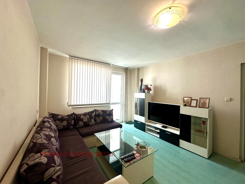 Дава под наем 3-СТАЕН, гр. Велико Търново, Зона Б, снимка 2 - Апартаменти - 52458785