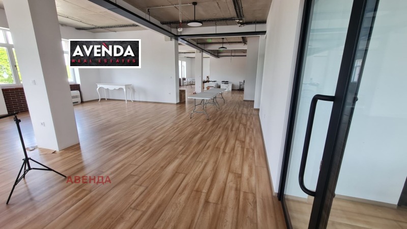 A louer  Bureau Sofia , Pantcharevo , 342 m² | 59518455 - image [3]