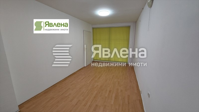 Da affittare  Ufficio Sofia , Iztok , 40 mq | 48396513 - Immagine [2]