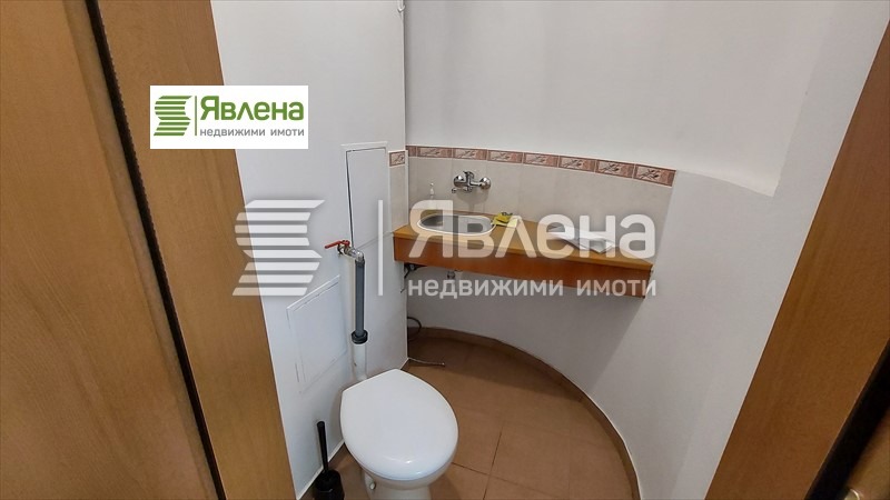 Da affittare  Ufficio Sofia , Iztok , 40 mq | 48396513 - Immagine [3]