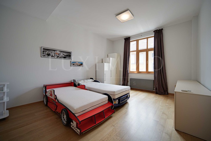 В оренду  3 кімнатна София , Център , 230 кв.м | 59242130 - зображення [16]