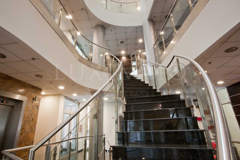 Дава под наем ОФИС, гр. София, Полигона, снимка 16 - Офиси - 53596215