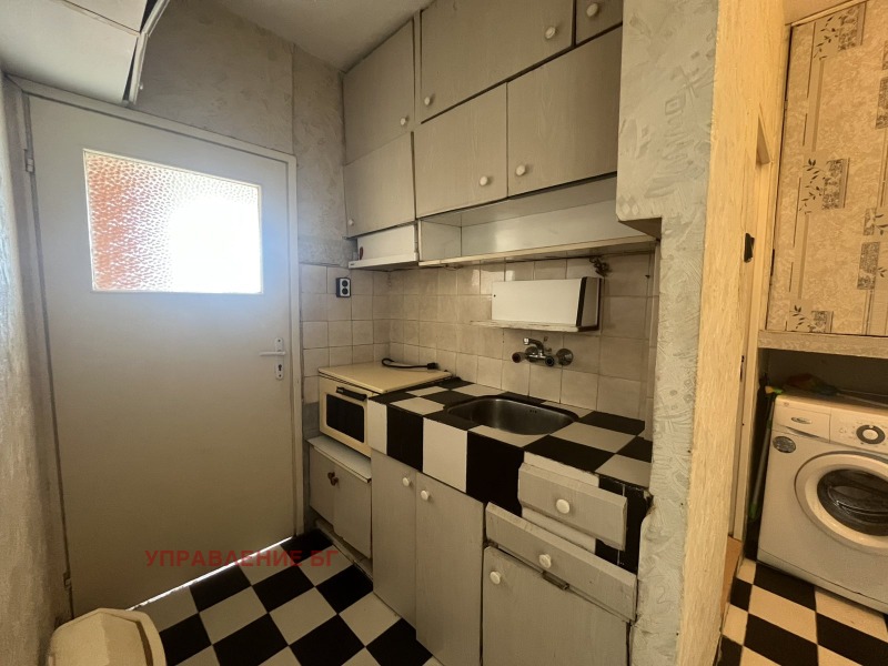 Til leie  1 soverom Sofia , Slatina , 70 kvm | 50260041 - bilde [3]
