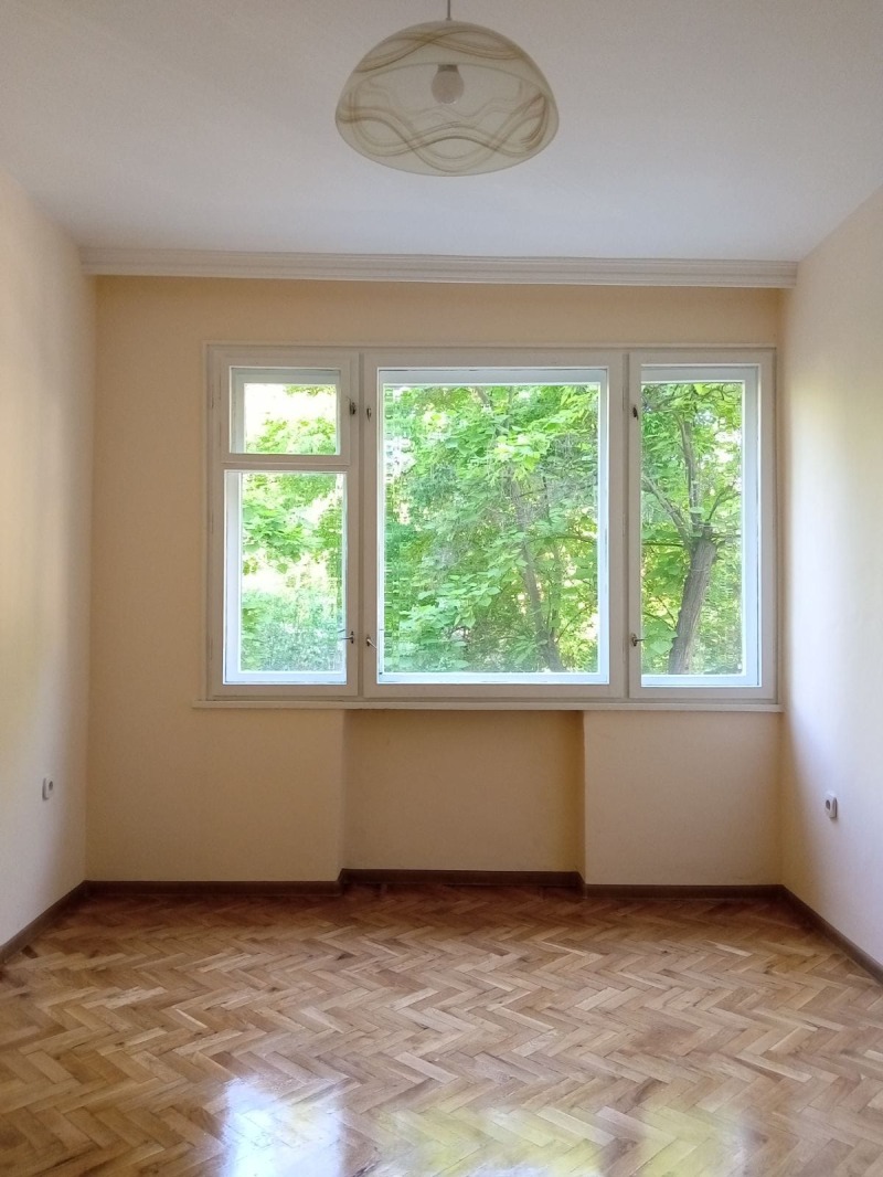 De inchiriat  3+ dormitor Plovdiv , Țentâr , 110 mp | 49692461 - imagine [5]
