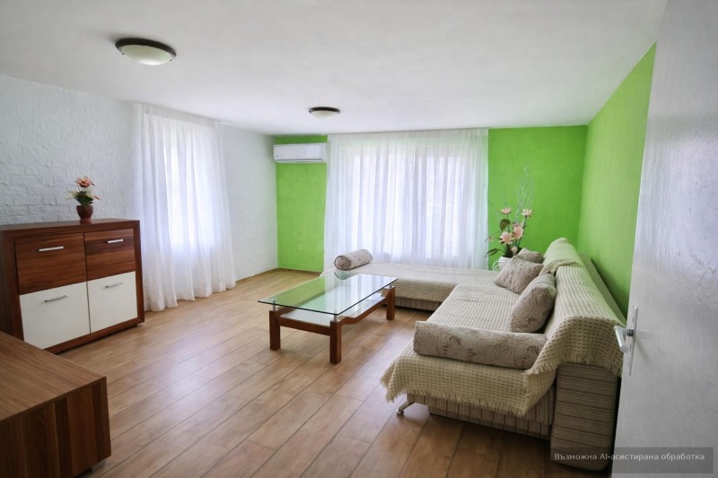 Дава под Наем 3-СТАЕН в град Варна, Галата - 90 кв.м / 550 € » 1 075.71 лв., РЕВОЛЮШЪН ИЗТОК