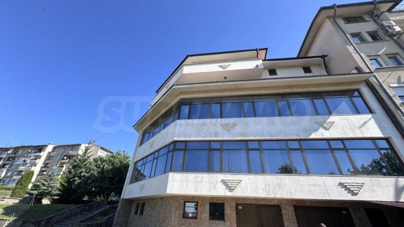 Издаје се  Индустријска зграда регион Пловдив , Карлово , 1300 м2 | 89484712 - слика [12]