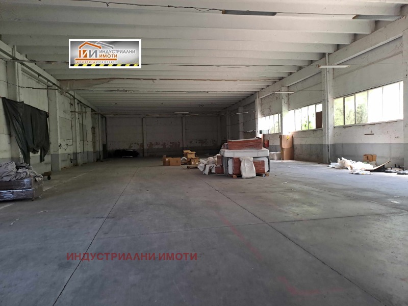 For Rent  Storage Plovdiv , Industrialna zona - Yug , 1100 sq.m | 32818278 - image [2]