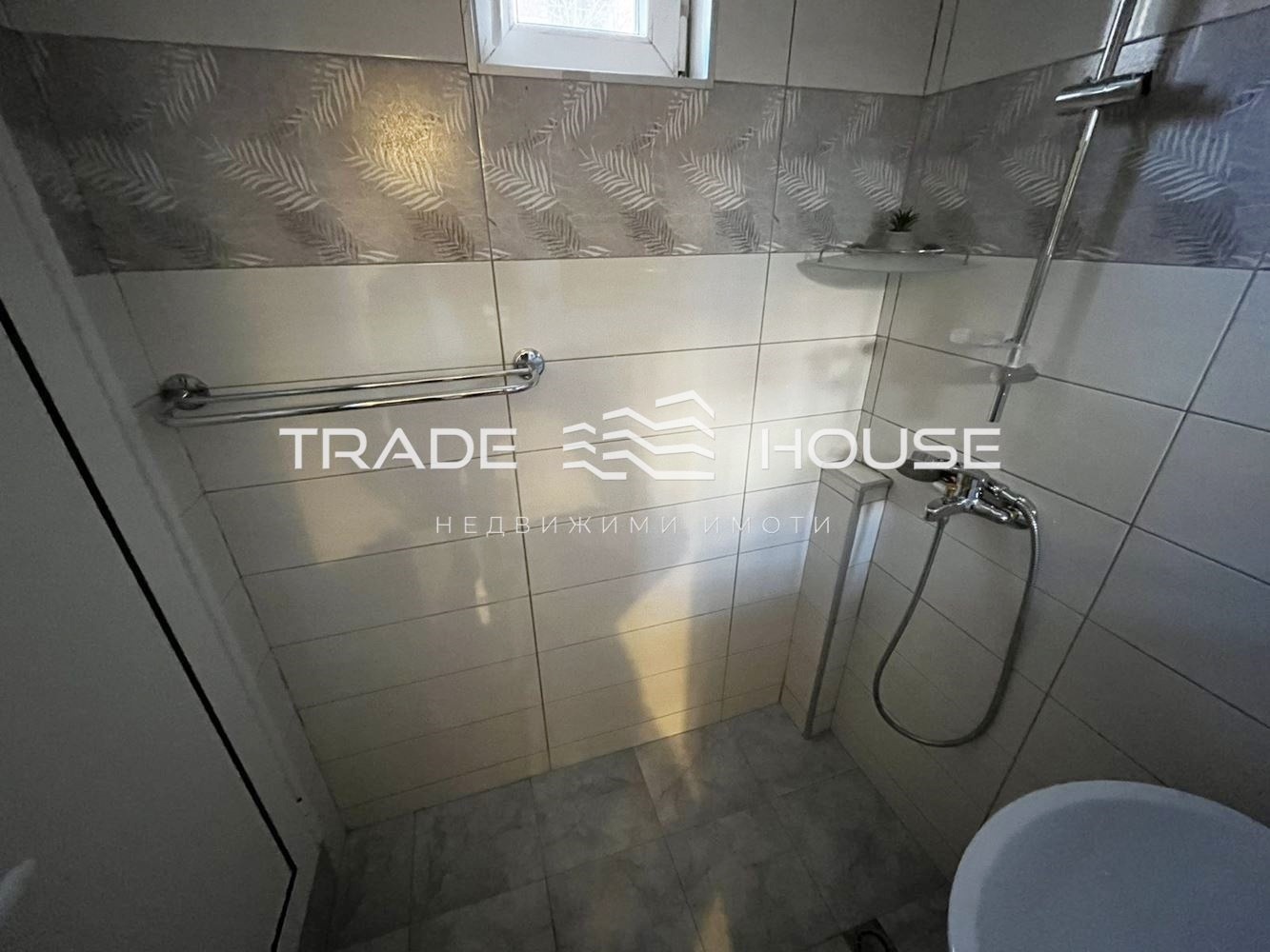 Дава под наем ЕТАЖ ОТ КЪЩА, гр. Пловдив, Център, снимка 7 - Етаж от къща - 54353699