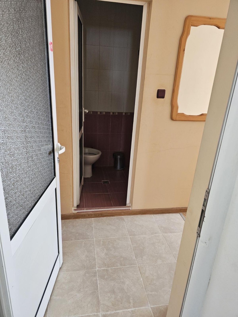 Дава под нем  1-стаен, град Пловдив, Мараша •  225 EUR • ID 74703384 — holmes.bg - [1] 
