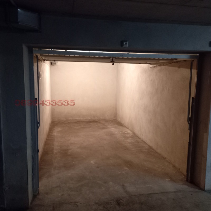 Дава под наем ГАРАЖ, ПАРКОМЯСТО, гр. София, Карпузица, снимка 3 - Гаражи и паркоместа - 52979172