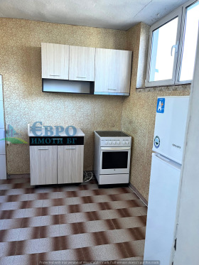 1 chambre Tri tchoutchoura - yug, Stara Zagora 3