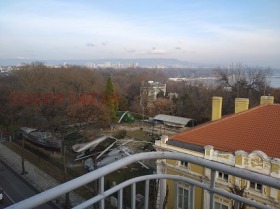 2 makuuhuonetta Gratska mahala, Varna