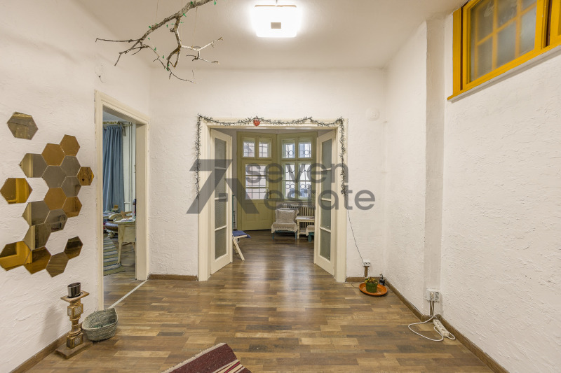 Дава под наем 3-СТАЕН, гр. София, Център, снимка 2 - Апартаменти - 52740294