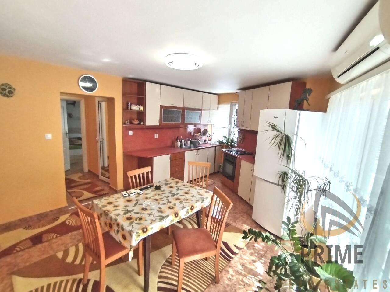 Дава под наем 3-СТАЕН, гр. Бургас, Център, снимка 6 - Апартаменти - 54368078