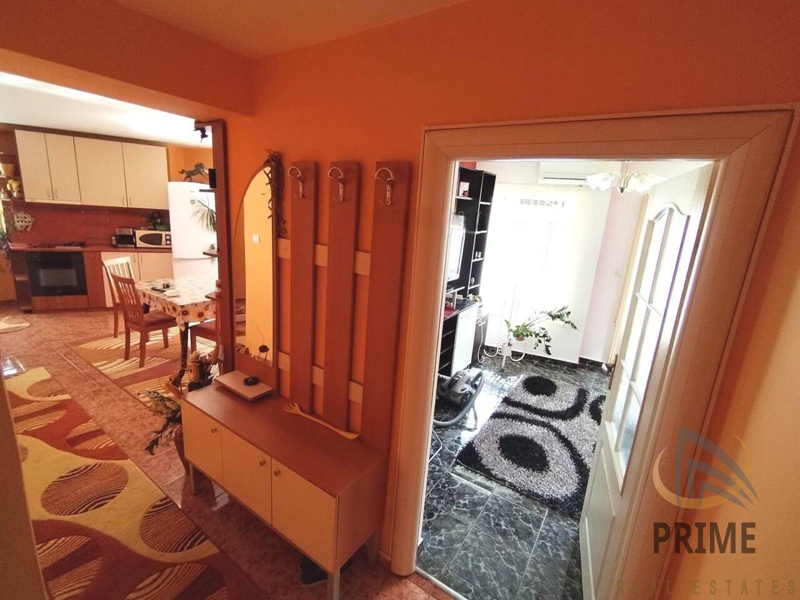 Дава под наем 3-СТАЕН, гр. Бургас, Център, снимка 8 - Апартаменти - 54368078