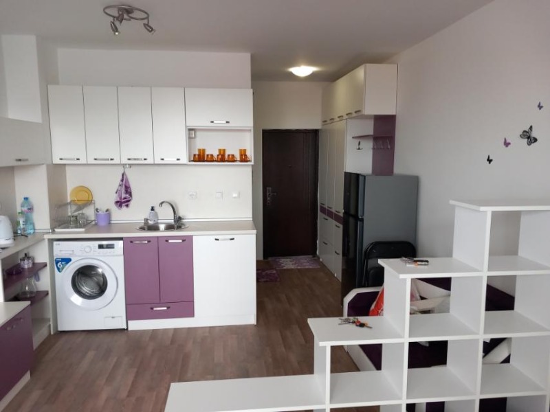 Kiadó  Stúdió Burgas , Sarafovo , 40 négyzetméter | 67791890