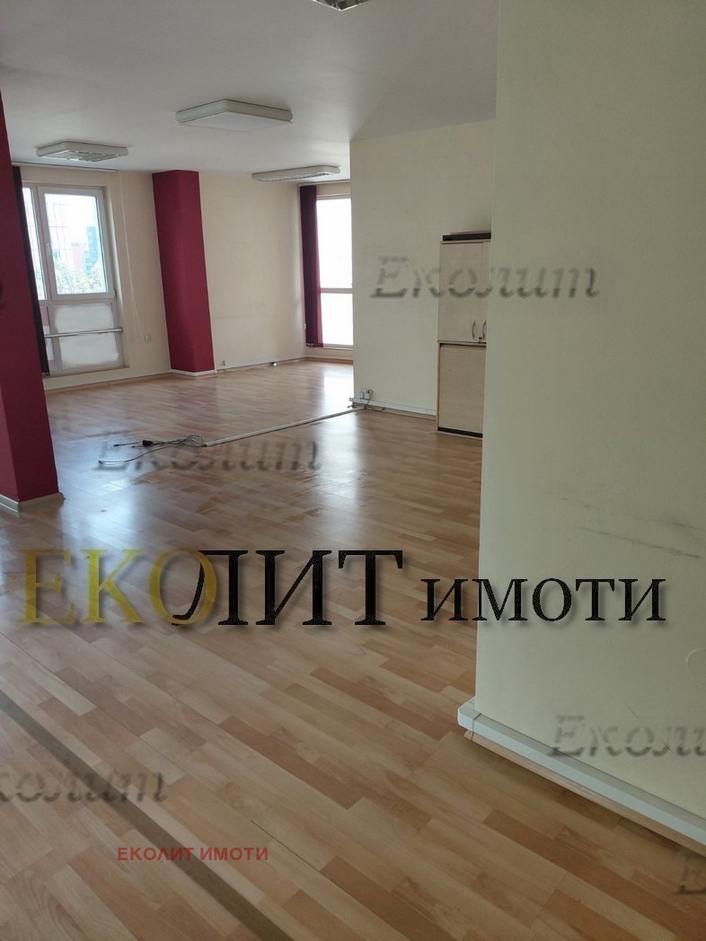 En renta  Oficina Sofia , Mladost 1 , 113 metros cuadrados | 70967228 - imagen [2]