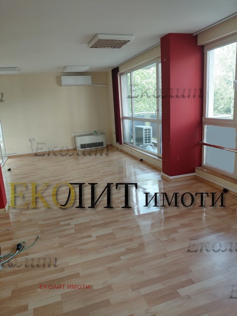 En renta  Oficina Sofia , Mladost 1 , 113 metros cuadrados | 70967228 - imagen [3]