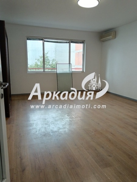 Дава под наем  Офис град Пловдив , Христо Смирненски , 100 кв.м | 57144994 - изображение [2]