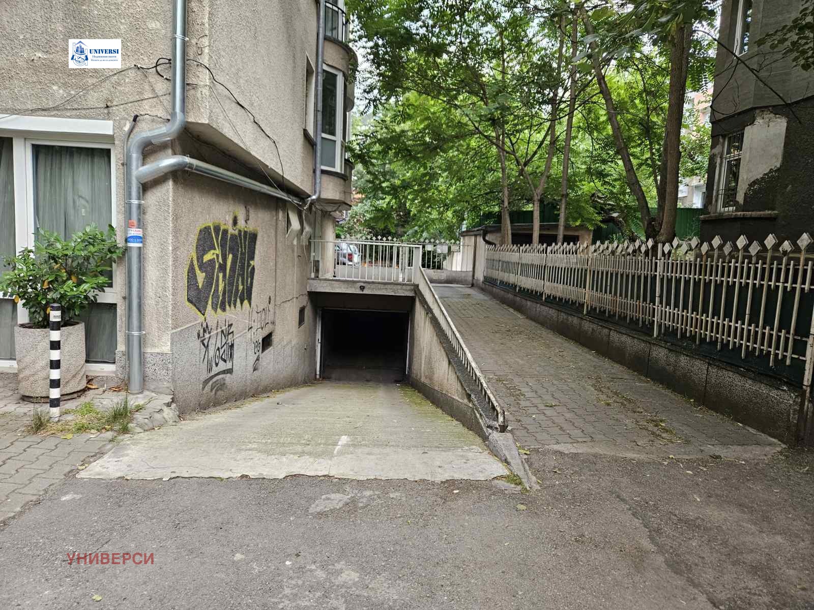 Дава под наем ГАРАЖ, ПАРКОМЯСТО, гр. София, Докторски паметник