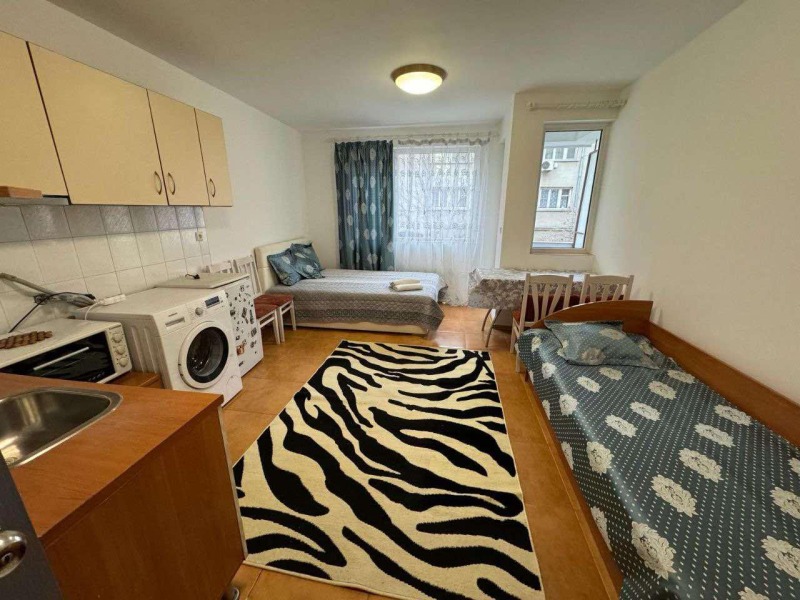 K pronájmu  Studio Varna , Centar , 40 m2 | 23847416 - obraz [3]